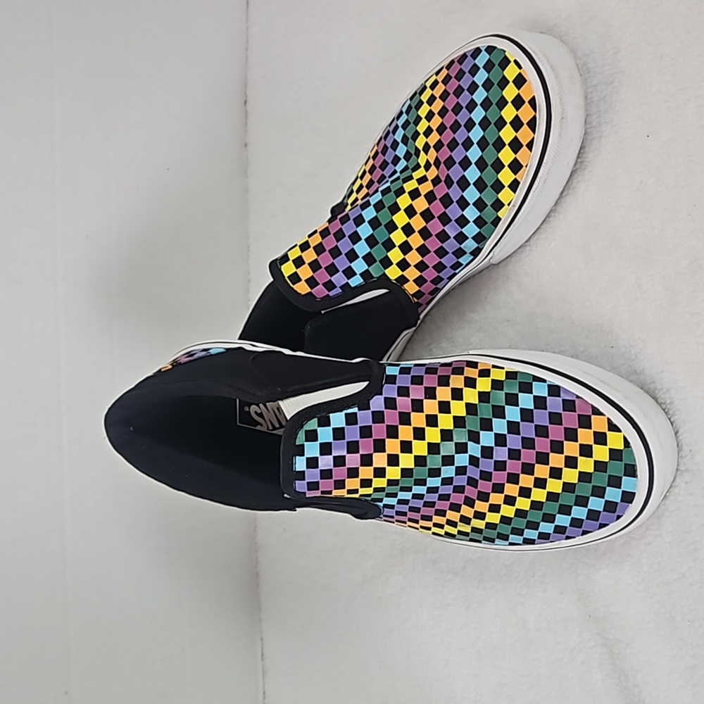 Vans | Women's Asher Slip-On Rainbow Mini Checkered Sneakers Sz 6